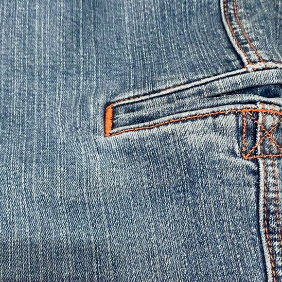 Vigoss Medium Wash Vintage Flared Zippered Bottom Jeans - Picture 10 of 12